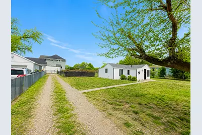740 S 900 E, Orem, UT 84097 - Photo 13