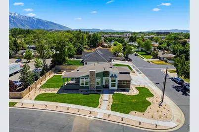 6337 S Glen Oaks St, Murray, UT 84107 - Photo 1
