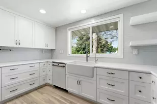 121 N 300 E, Alpine, UT 84004 - Photo 11