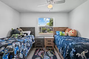 274 Galahad St, North Salt Lake, UT 84054 - Photo 5