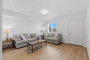212 E 700 N, Vineyard, UT 84058 - Photo 3
