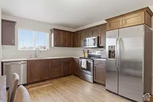212 E 700 N, Vineyard, UT 84058 - Photo 11