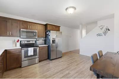 212 E 700 N, Vineyard, UT 84058 - Photo 7