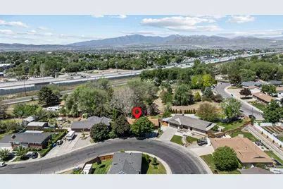 1075 N 200 E, Lehi, UT 84043 - Photo 43