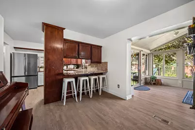 1075 N 200 E, Lehi, UT 84043 - Photo 7
