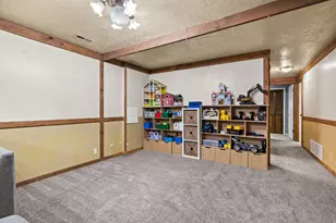 1075 N 200 E, Lehi, UT 84043 - Photo 23