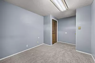 1075 N 200 E, Lehi, UT 84043 - Photo 25