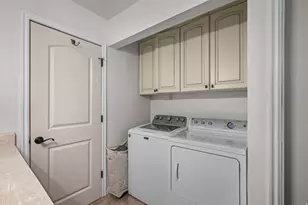 1075 N 200 E, Lehi, UT 84043 - Photo 29