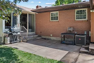 1075 N 200 E, Lehi, UT 84043 - Photo 33