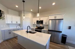 4368 W Hemsley Ln, Herriman, UT 84096 - Photo 5