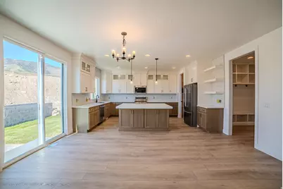 379 W Autumn Creek Dr S, Saratoga Springs, UT 84045 - Photo 7