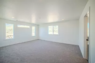 379 W Autumn Creek Dr S, Saratoga Springs, UT 84045 - Photo 17