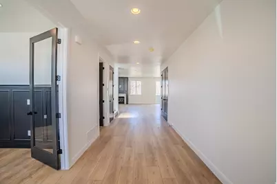 379 W Autumn Creek Dr S, Saratoga Springs, UT 84045 - Photo 5