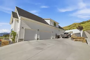 2013 S 100 W, Perry, UT 84302 - Photo 5