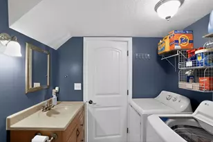 8479 S 1590 W, West Jordan, UT 84088 - Photo 15