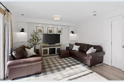 8479 S 1590 W, West Jordan, UT 84088 - Photo 9