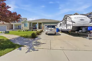 853 N Sheridan Dr, Spanish Fork, UT 84660 - Photo 1