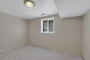 390 E 1200 N, Logan, UT 84341 - Photo 17
