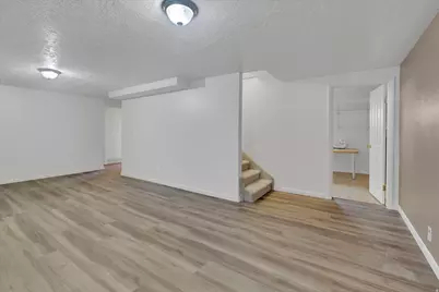 390 E 1200 N, Logan, UT 84341 - Photo 15