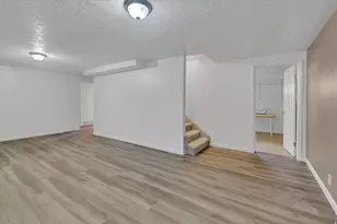 390 E 1200 N, Logan, UT 84341 - Photo 15
