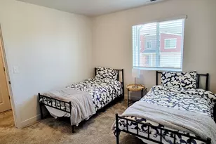 933 W Sunspear Dr, Saratoga Springs, UT 84045 - Photo 29
