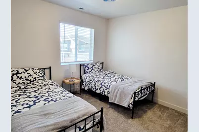 933 W Sunspear Dr, Saratoga Springs, UT 84045 - Photo 29