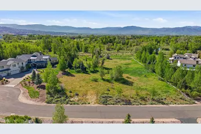 2410 N River Meadows Pkwy #4, Midway, UT 84049 - Photo 5