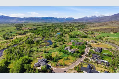 2410 N River Meadows Pkwy #4, Midway, UT 84049 - Photo 19