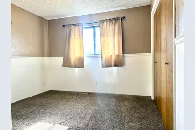266 N 250 W, Vernal, UT 84078 - Photo 17