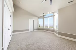 1733 E Crimson Oak Dr, Draper, UT 84020 - Photo 43