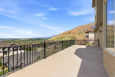 1733 E Crimson Oak Dr, Draper, UT 84020 - Photo 13