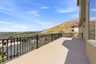 1733 E Crimson Oak Dr, Draper, UT 84020 - Photo 13