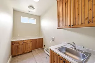 1733 E Crimson Oak Dr, Draper, UT 84020 - Photo 41