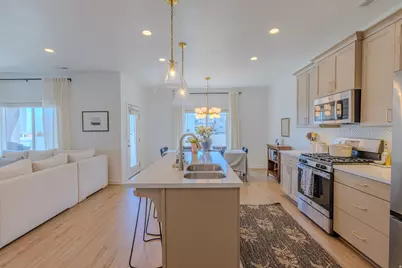 12899 S Parade Trail Ct, Riverton, UT 84096 - Photo 3