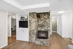 136 E 300 S, Logan, UT 84321 - Photo 17