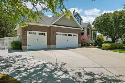 238 Kay Cir, Kaysville, UT 84037 - Photo 9