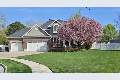 238 Kay Cir, Kaysville, UT 84037 - Photo 3