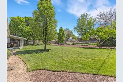 504 E 9765 S, Sandy, UT 84070 - Photo 23