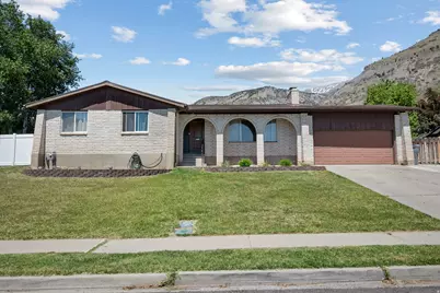 1571 E Cherokee Dr S, Pleasant Grove, UT 84062 - Photo 1