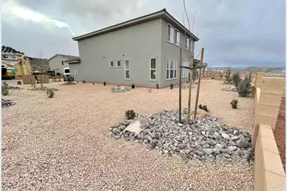 1347 N Paseos St, Washington, UT 84780 - Photo 33