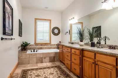 3962 W Farmingdale Ct S, South Jordan, UT 84009 - Photo 11