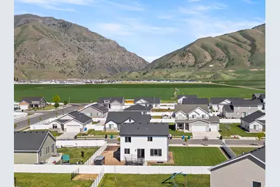 632 S 720 E, Hyrum, UT 84319 - Photo 35