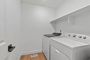 632 S 720 E, Hyrum, UT 84319 - Photo 23