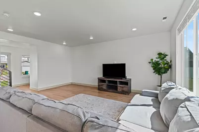 632 S 720 E, Hyrum, UT 84319 - Photo 5