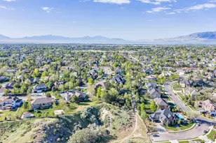 10475 N Canterbury Dr, Highland, UT 84003 - Photo 71