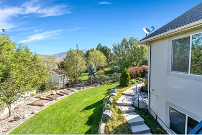 10475 N Canterbury Dr, Highland, UT 84003 - Photo 47