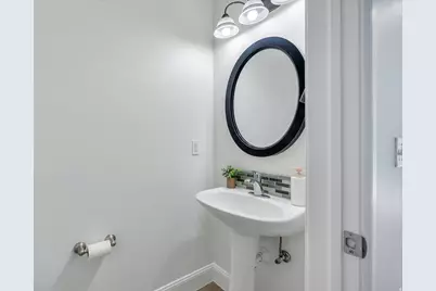 10475 N Canterbury Dr, Highland, UT 84003 - Photo 23