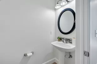 10475 N Canterbury Dr, Highland, UT 84003 - Photo 23