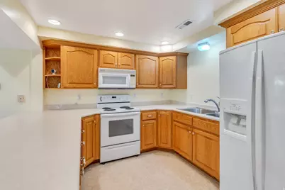 1070 E 1050 S, Spanish Fork, UT 84660 - Photo 43