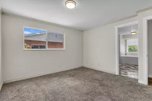 1035 E Hillcrest Dr, Springville, UT 84663 - Photo 15